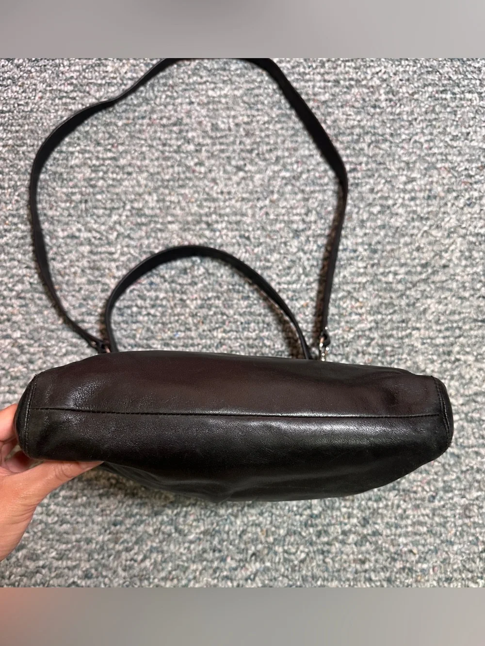 EUC Coach Y2K Ashley Hippie Bag F17605 Black Leather Pleated Shoulder Bag - Picture 3 of 14